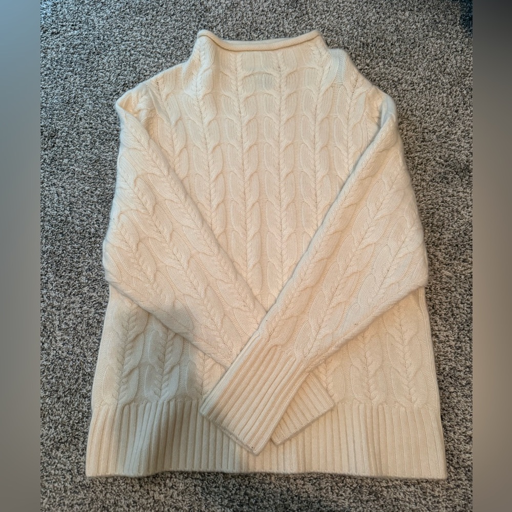 Cozy Cashmere Tahari Cream Cable Knit Sweater